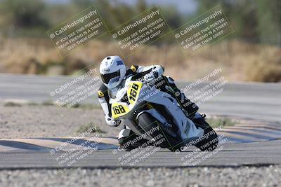 media/Oct-04-2025-CVMA (Sat) [[408bcdd6e4]]/Race 13-Amateur Supersport Open/